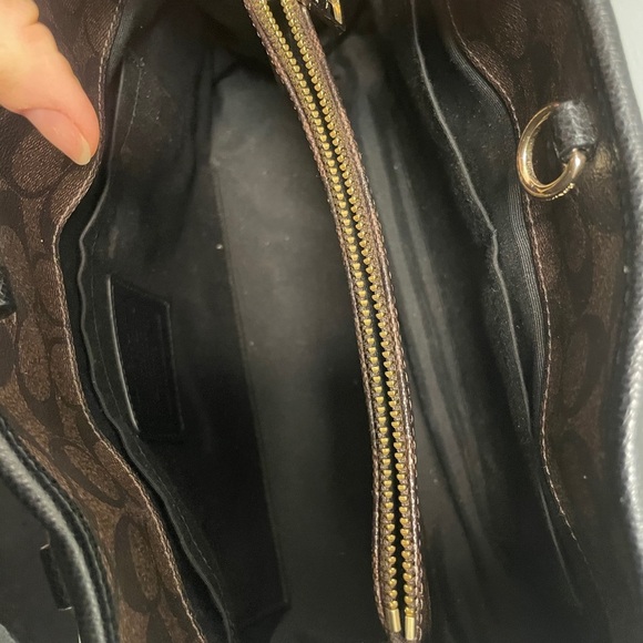 Coach Margot Carryall & Matching Wristlet - Picture 12 of 16